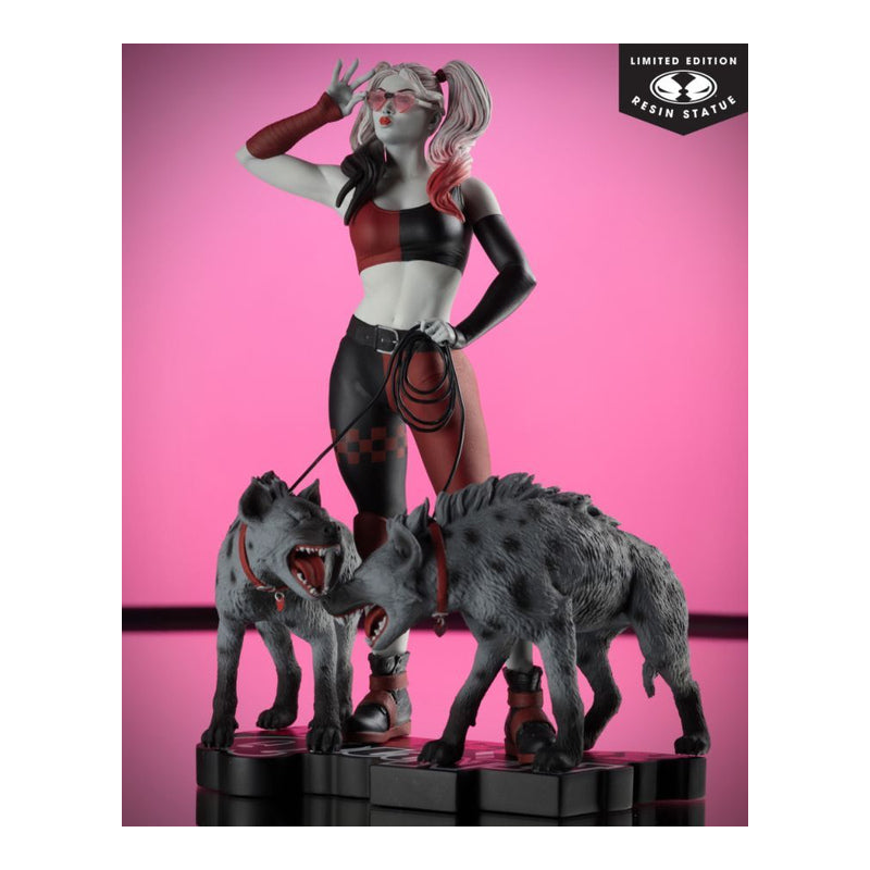 DC Comics Harley Quinn "Red, White & Black" Resin Statue