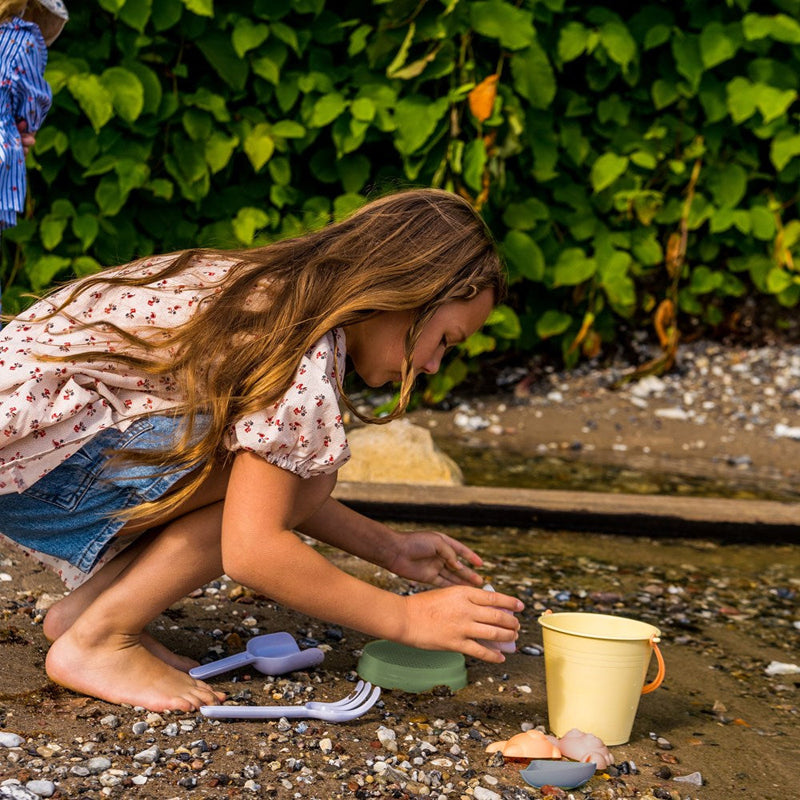 Dantoy Pastel Recycled Bucket Set with Net