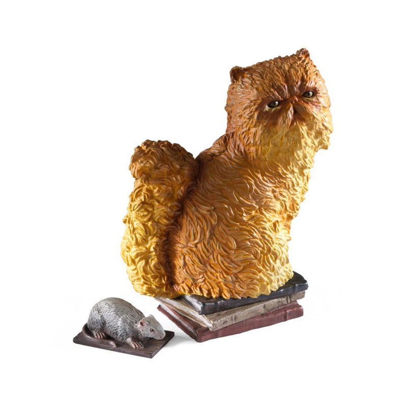 Harry Potter Crookshanks Magical Creatures Diorama
