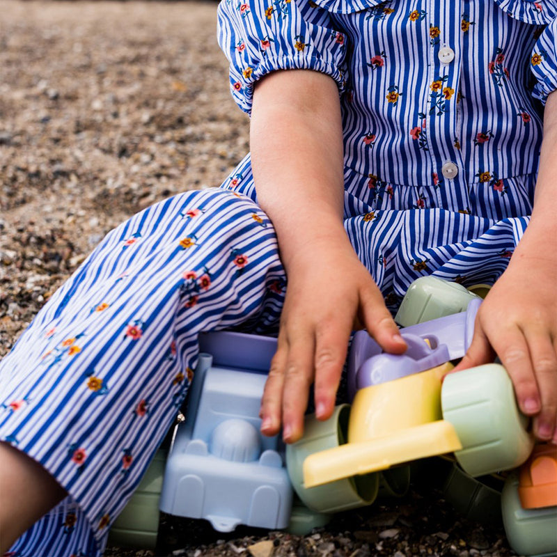 Dantoy Pastel Recycled Tow Truck 3pcs